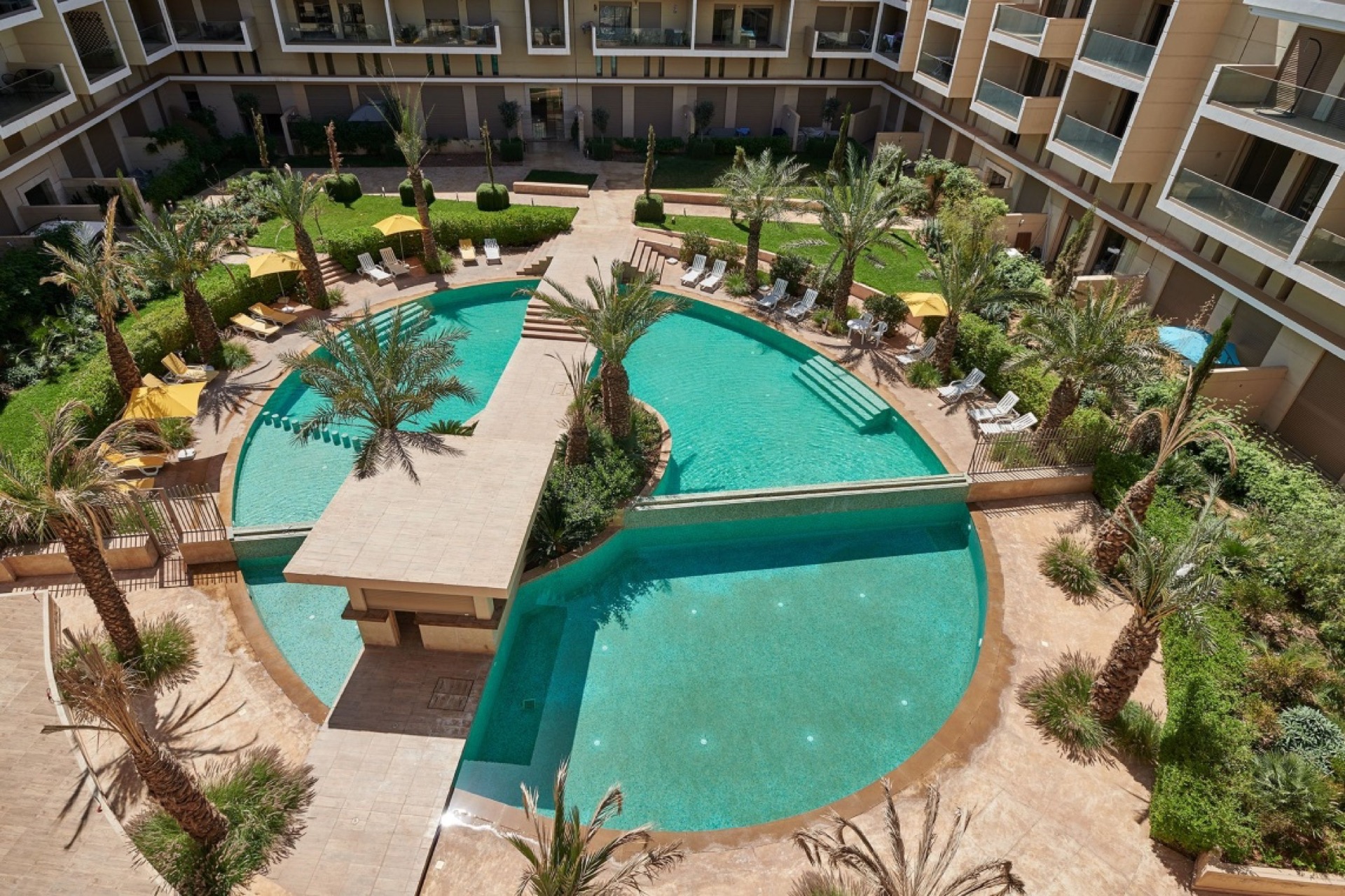 Pearl Garden — photo 1